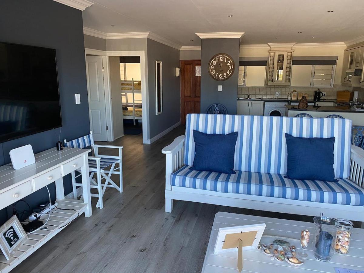 Modern Apartment Walking Distance To Main Beach Restaurants And Other Amenities Jeffreys Bay Εξωτερικό φωτογραφία