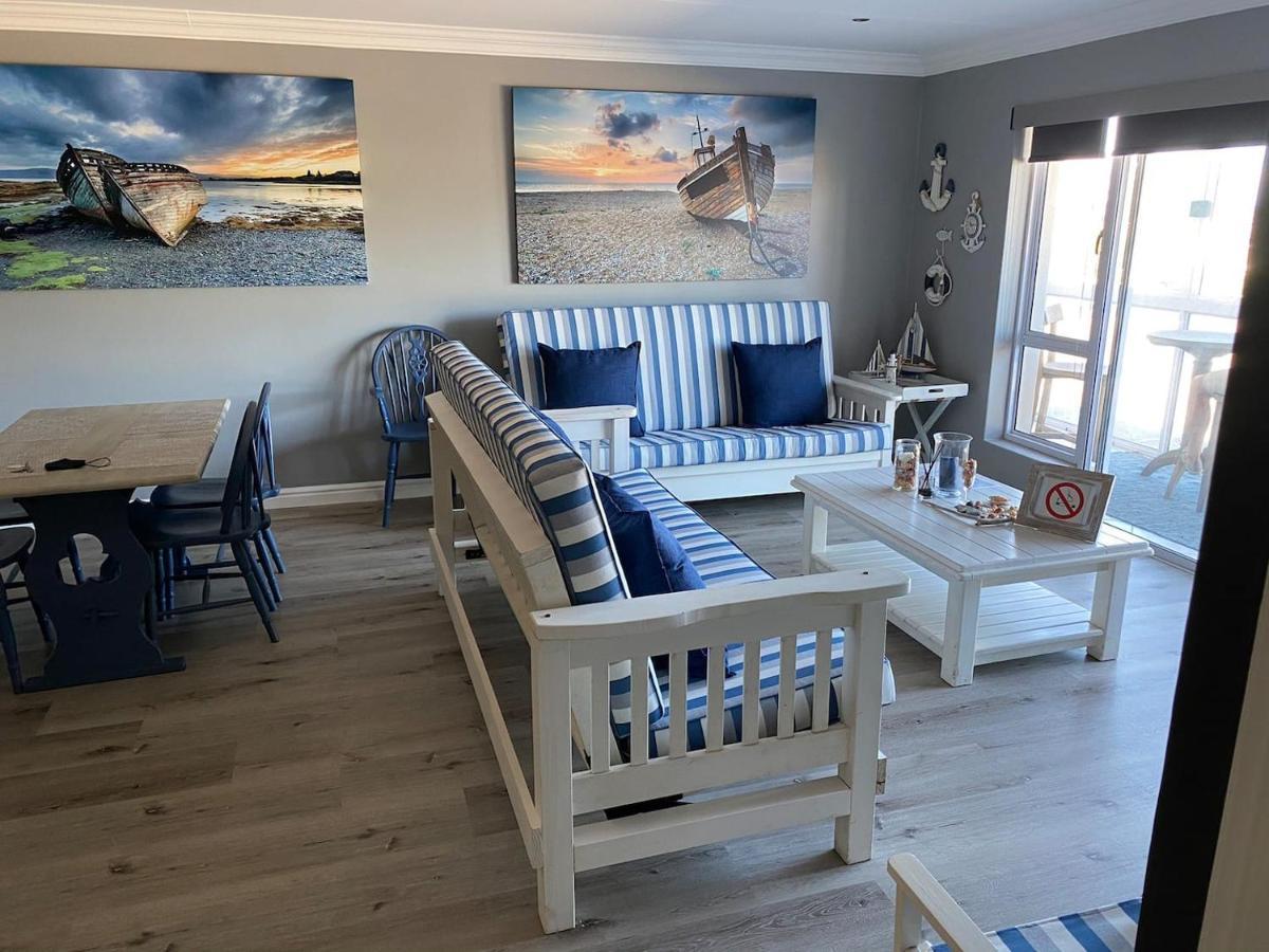 Modern Apartment Walking Distance To Main Beach Restaurants And Other Amenities Jeffreys Bay Εξωτερικό φωτογραφία