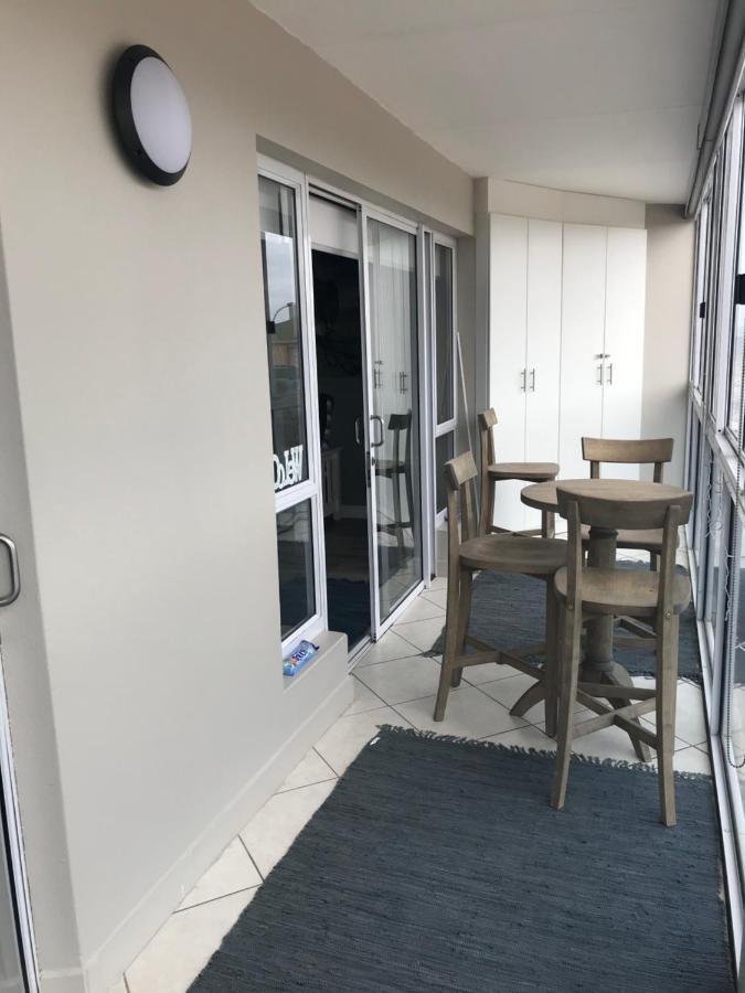 Modern Apartment Walking Distance To Main Beach Restaurants And Other Amenities Jeffreys Bay Εξωτερικό φωτογραφία