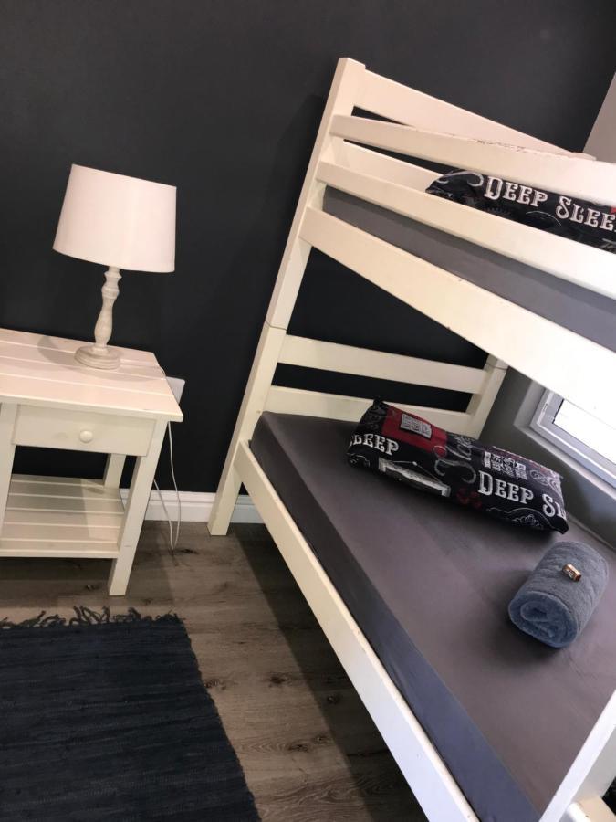 Modern Apartment Walking Distance To Main Beach Restaurants And Other Amenities Jeffreys Bay Εξωτερικό φωτογραφία